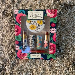 Vintage Body Collection